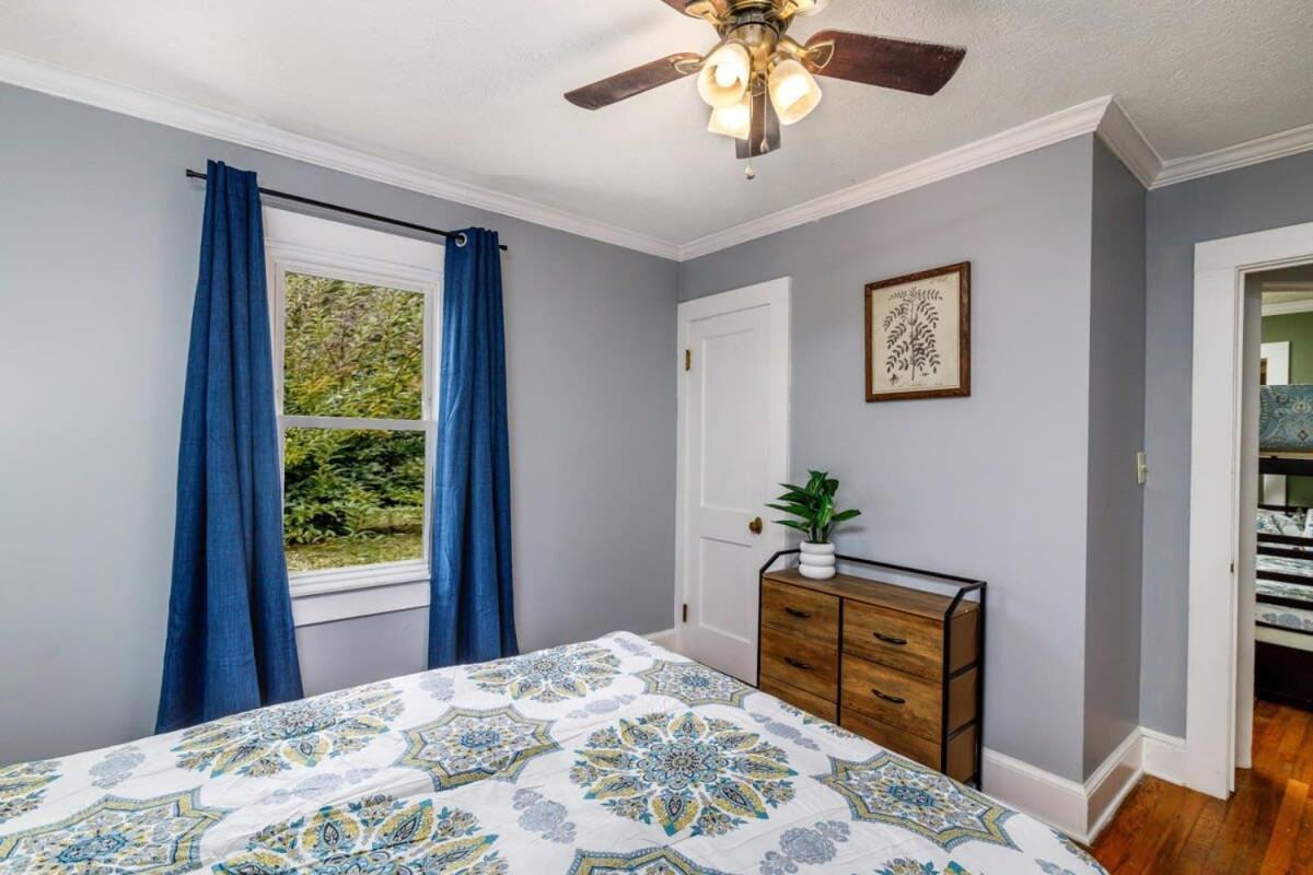 New River Gorge Cottage W Hot Tub, Fire Pit, Grill Oak Hill Eksteriør billede